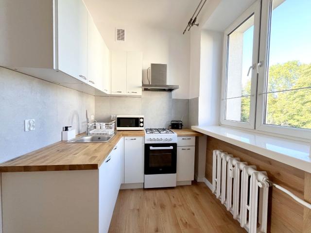 Wynajmę mieszkanie w bloku mieszkalnym m2 z kuchnią z oknem 49 m² Rzeszów, Dąbrowskiego