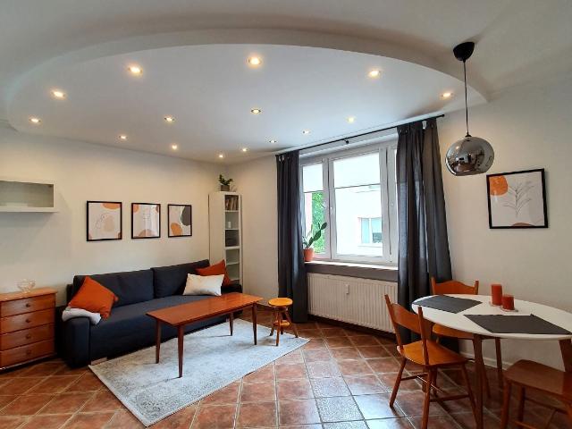Wynajmę mieszkanie w bloku mieszkalnym m2 z kuchnią z oknem 50 m² Gdańsk, Oliwa