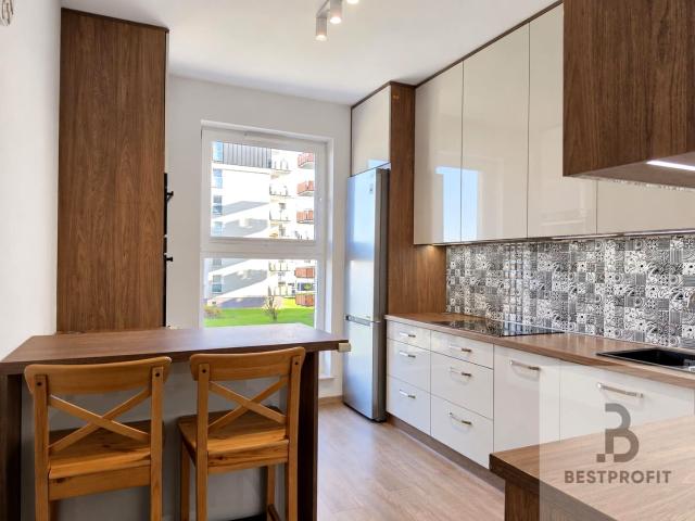 Wynajmę mieszkanie w bloku mieszkalnym m2 z kuchnią z oknem 54,75 m² ul. Dywizjonu 303, Słupsk