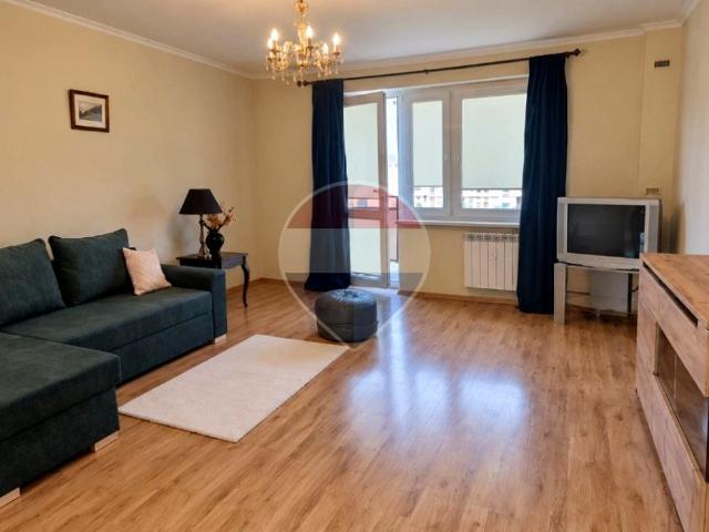 Wynajmę mieszkanie w bloku mieszkalnym m2 z kuchnią z oknem 55 m² Radom