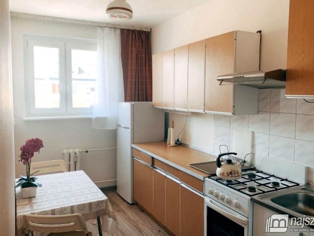 Wynajmę mieszkanie w bloku mieszkalnym m2 z kuchnią z oknem 56 m² ul. Powstańców Warszawy, Stargard
