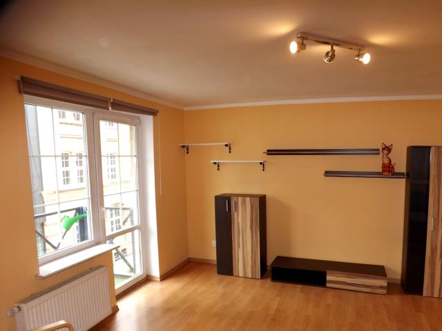 Wynajmę mieszkanie w bloku mieszkalnym m2 z oddzielną kuchnią 34,40 m² Gorzów Wielkopolski
