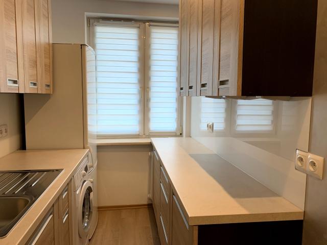 Wynajmę mieszkanie w bloku mieszkalnym m2 z oddzielną kuchnią 38 m² ul. Krakowska, Bochnia