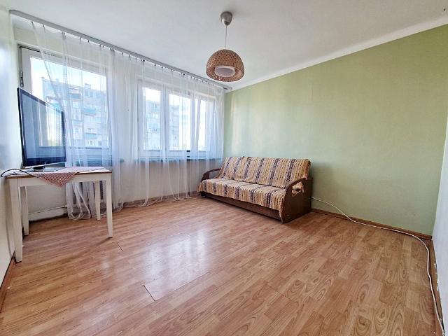 Wynajmę mieszkanie w bloku mieszkalnym m2 z oddzielną kuchnią 39 m² Kielce, Wielkopole KSM