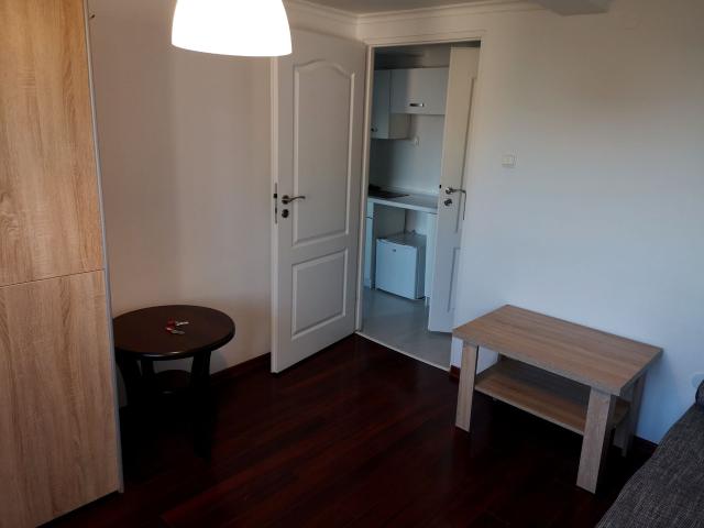 Wynajmę mieszkanie w bloku mieszkalnym m2 z oddzielną kuchnią 33 m² Chrzanów, Centrym