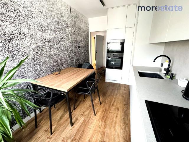 Wynajmę mieszkanie w bloku mieszkalnym m2 z oddzielną kuchnią 44 m² Kraków, Krowodrza