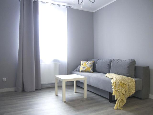 Wynajmę mieszkanie w bloku mieszkalnym m2 z oddzielną kuchnią 46 m² Poznań, Piątkowo