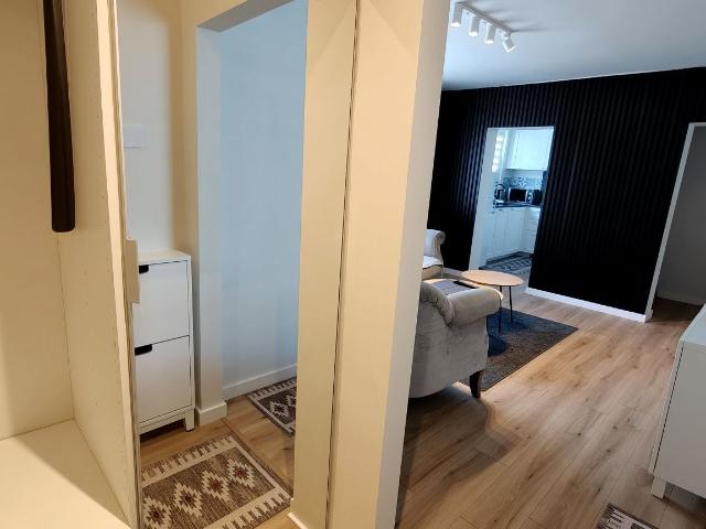 Wynajmę mieszkanie w bloku mieszkalnym m2 z oddzielną kuchnią 46 m² ul. Osinowa, Poznań, Wilda Dębiec