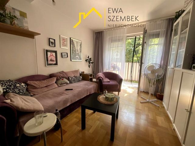 Wynajmę mieszkanie w bloku mieszkalnym m2 z oddzielną kuchnią 48 m² Kraków, Dębniki