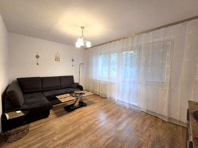 Wynajmę mieszkanie w bloku mieszkalnym m2 z oddzielną kuchnią 42 m² Łódź, Retkinia