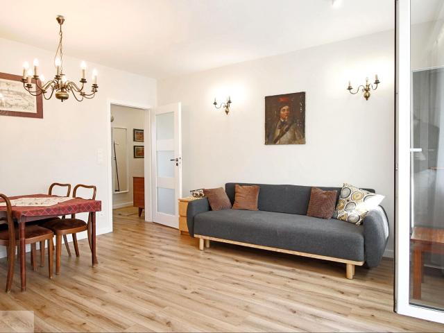 Wynajmę mieszkanie w bloku mieszkalnym m2 z oddzielną kuchnią 54 m² ul. Służby Polsce, Warszawa, Imielin