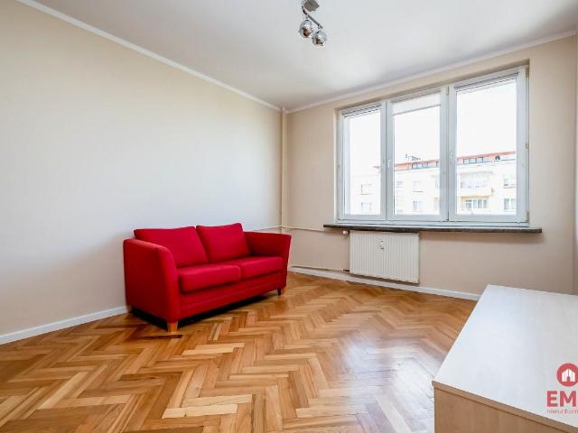 Wynajmę mieszkanie w bloku mieszkalnym m2 z oddzielną kuchnią 55 m² Białystok, Centrum