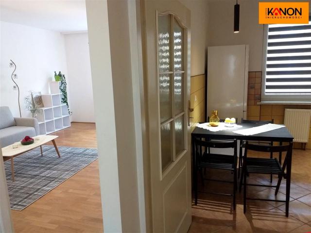 Wynajmę mieszkanie w bloku mieszkalnym m2 z oddzielną kuchnią 56,80 m² Bielsko Biała, Górne Przedmieście