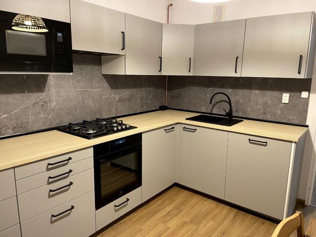 Wynajmę mieszkanie w bloku mieszkalnym m2 z oddzielną kuchnią 51 m² ul. Kilińskiego, Rybnik, Smolna