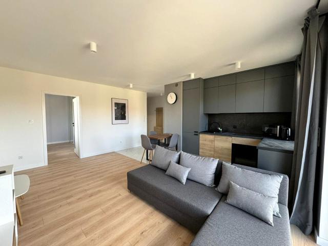 Wynajmę mieszkanie w bloku mieszkalnym m3 z aneksem kuchennym 50,30 m² ul. Kusocińskiego, Brzesko