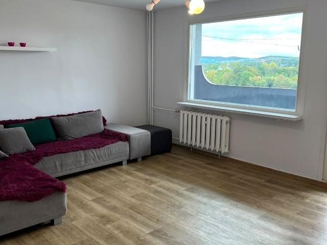 Wynajmę mieszkanie w bloku mieszkalnym m3 z aneksem kuchennym 68 m² ul. Poselska, Wałbrzych, Podzamcze