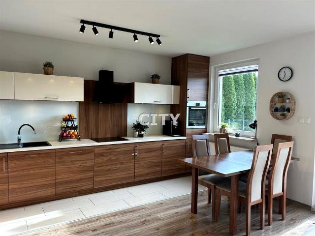 Wynajmę mieszkanie w bloku mieszkalnym m3 z aneksem kuchennym 72 m² Siechnice