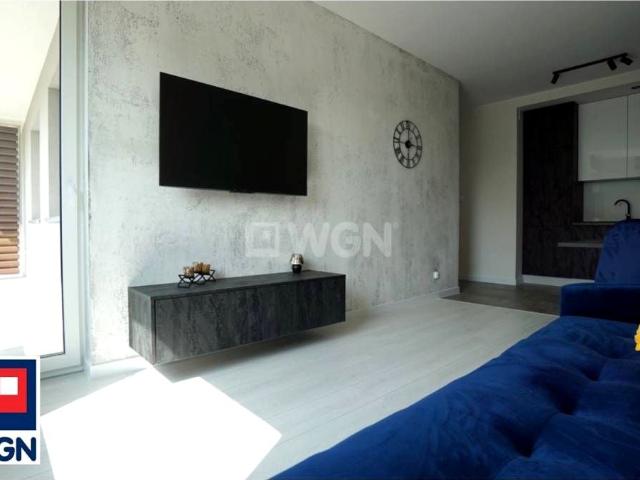 Wynajmę mieszkanie w bloku mieszkalnym m3 z kuchnią w zabudowie 55 m² ul. Broniewskiego, Piotrków Trybunalski