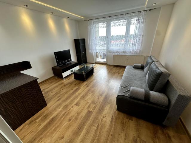 Wynajmę mieszkanie w bloku mieszkalnym m3 z kuchnią w zabudowie 50,30 m² Katowice, Ochojec