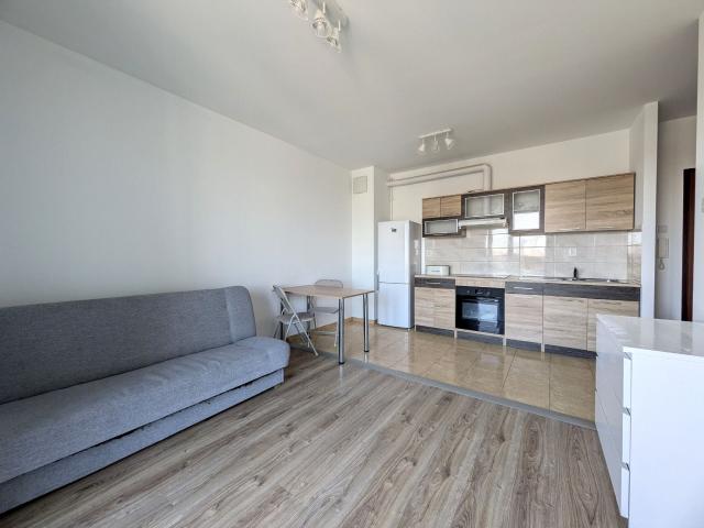 Wynajmę mieszkanie w bloku mieszkalnym m3 z kuchnią w zabudowie 52 m² Białystok, Nowe Miasto