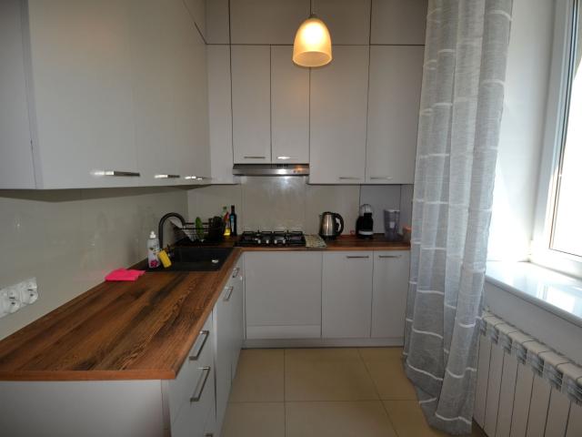 Wynajmę mieszkanie w bloku mieszkalnym m3 z kuchnią w zabudowie 78 m² Radom, Śródmieście Centrum