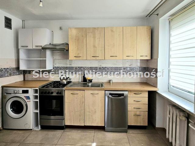 Wynajmę mieszkanie w bloku mieszkalnym m3 z kuchnią z oknem 48 m² Bielsko Biała, Centrum