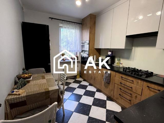 Wynajmę mieszkanie w bloku mieszkalnym m3 z kuchnią z oknem 60 m² Kraków, Ruczaj