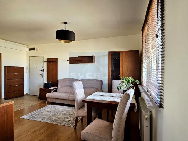 Wynajmę mieszkanie w bloku mieszkalnym m3 z oddzielną kuchnią 52 m² Częstochowa, Wrzosowiak
