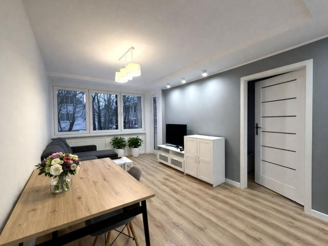 Wynajmę mieszkanie w bloku mieszkalnym m3 z oddzielną kuchnią 53 m² ul. Cedyńska, Lubin