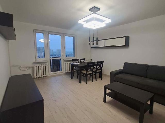 Wynajmę mieszkanie w bloku mieszkalnym m3 z oddzielną kuchnią 67,30 m² Poznań, Winogrady