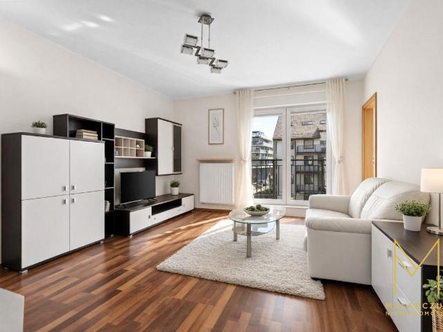 Wynajmę mieszkanie w bloku mieszkalnym m3 z oddzielną kuchnią 62 m² ul. Wróbli, Katowice, Brynów
