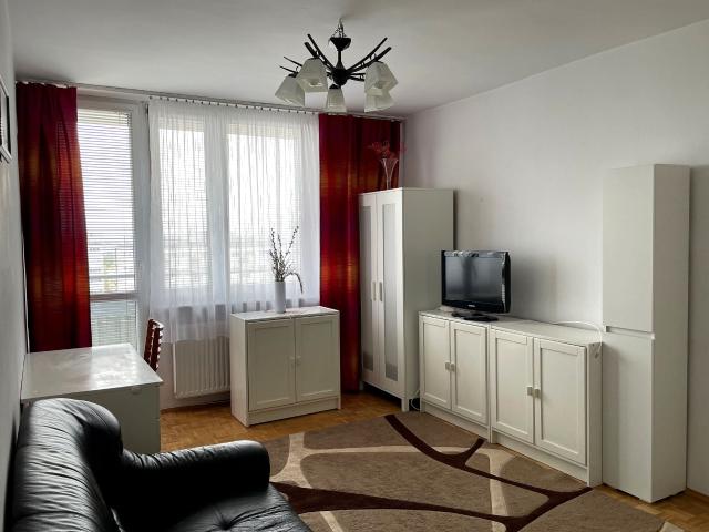 Wynajmę mieszkanie w bloku mieszkalnym m3 z oddzielną kuchnią 62,50 m² Warszawa, Praga Południe
