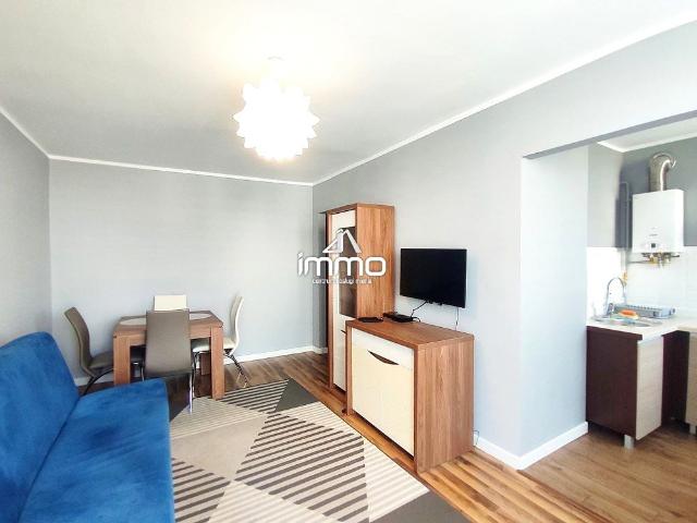 Wynajmę mieszkanie w bloku mieszkalnym kawalerka z oddzielną kuchnią 25,20 m² ul. Sinapiusa, Oleśnica