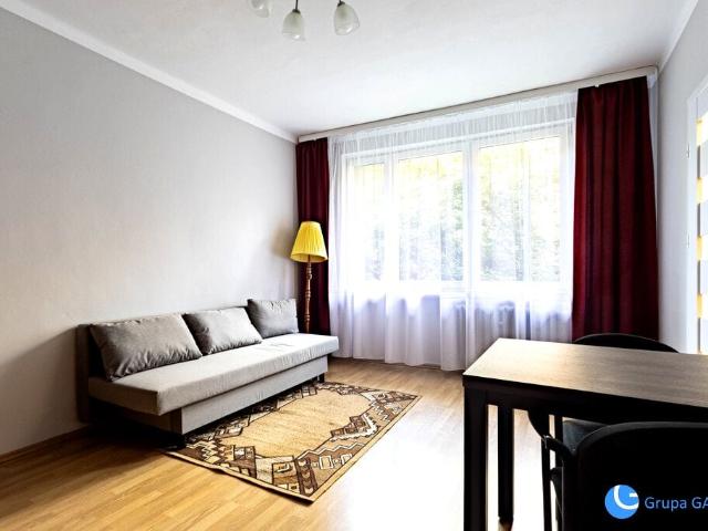 Wynajmę mieszkanie w bloku mieszkalnym kawalerka z oddzielną kuchnią 32 m² ul. Kutrzeby, Dzielnica XIII Podgórze Podgórze
