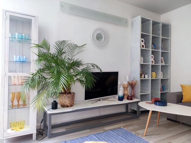 Wynajmę mieszkanie w bloku mieszkalnym kawalerka z oddzielną kuchnią 35,93 m² ul. Kupiecka, Kołobrzeg