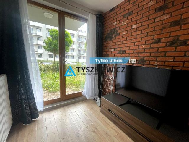 Wynajmę mieszkanie w bloku mieszkalnym kawalerka z kuchnią z oknem 27 m² Gdańsk, Jasień