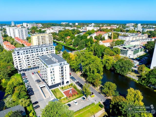 Wynajmę mieszkanie w bloku mieszkalnym wysoki standard 65,70 m² nad morzem ul. Łopuskiego, centrum