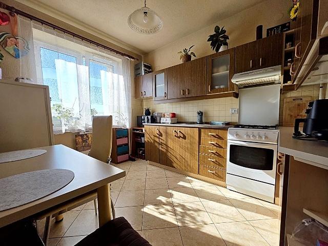 Wynajmę mieszkanie w bloku mieszkalnym 46 m² przy lesie ul. Tektoniczna, Kielce, Ślichowice