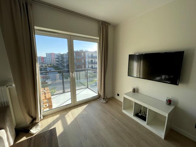 Wynajmę mieszkanie w bloku mieszkalnym 47 m² wysoki standard ul. Poezji, Gliwice, Łabędy