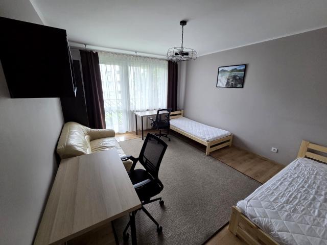 Wynajmę mieszkanie w bloku mieszkalnym 42 m² wysoki standard ul. Na Szaniec, Kraków, Dąbie