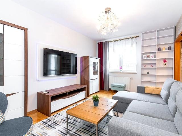 Wynajmę mieszkanie w bloku mieszkalnym 50 m² wysoki standard ul. Żaka, Kraków, Kurdwanów