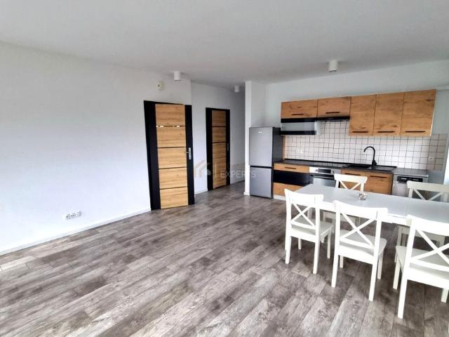 Wynajmę mieszkanie w domu wielorodzinnym m4 z kuchnią z oknem 110 m² ul. Magnoliowa, Mosty
