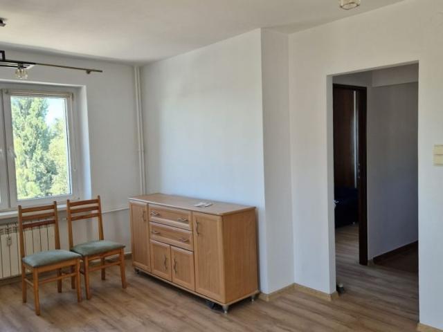Wynajmę mieszkanie dwupokojowe z balkonem