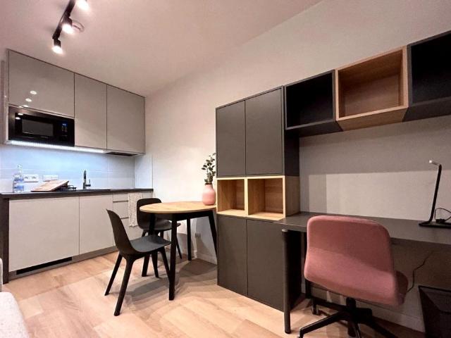 Wynajmę mikrokawalerkę w apartamentowcu kawalerka z aneksem kuchennym 18 m² Wrocław, Psie Pole