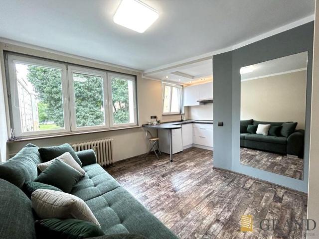 Wynajmę mikrokawalerkę w bloku mieszkalnym kawalerka z kuchnią z oknem 20 m² Stargard