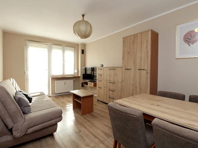 Wynajmę mikrokawalerkę w bloku mieszkalnym 24,59 m² wysoki standard Osiedle 1000 Lecia, Krapkowice
