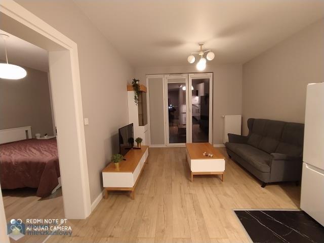 Wynajmę nowoczesne 40 m² apartament z garażem w Warszawie