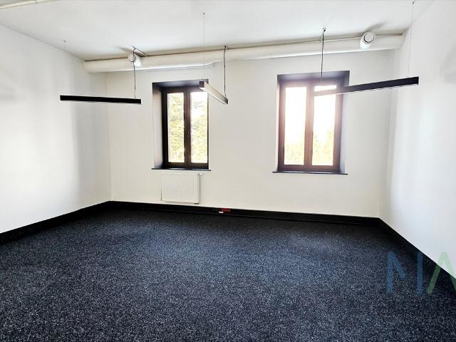Wynajmę nowoczesne biuro 12 m² w Skawinie