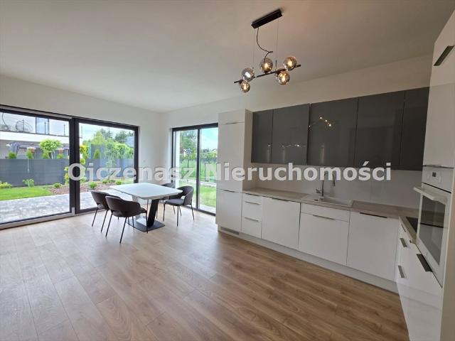 Wynajmę nowoczesny dom 160 m² w Niemczu z garażem i ogrodem