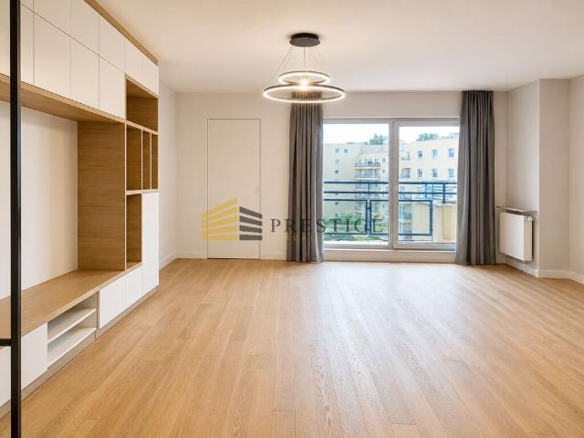 Wynajmę przestronne 4 pokojowe mieszkanie 156 m² na Mokotowie